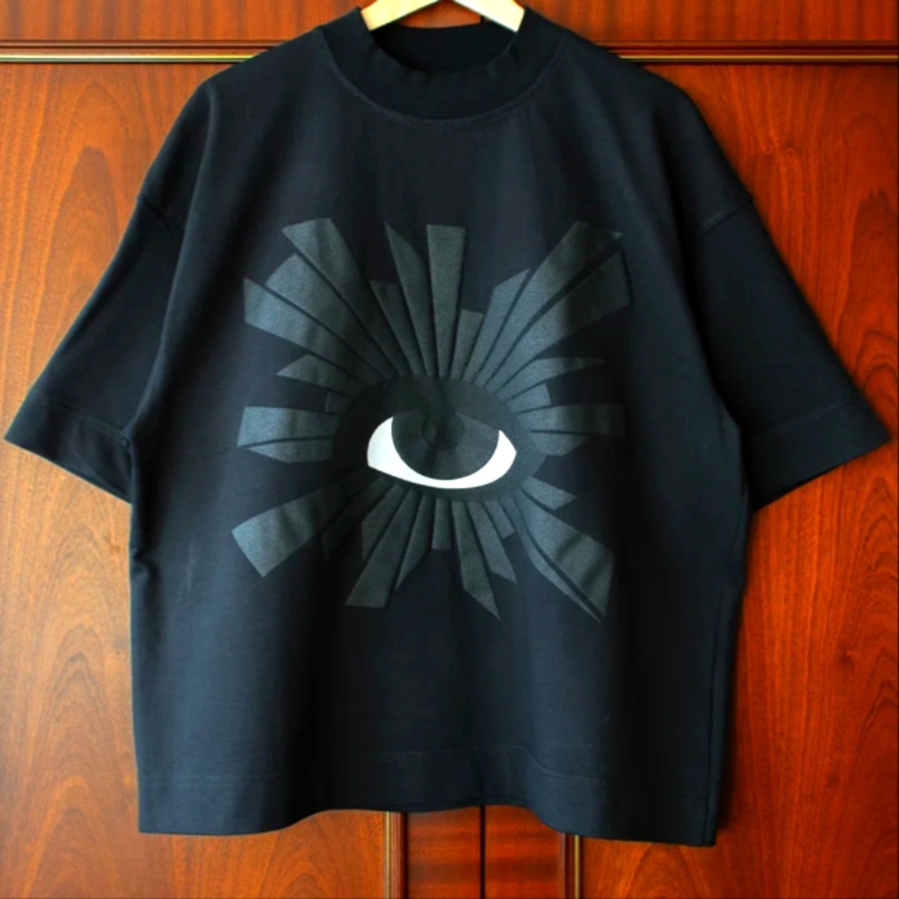 House of errors medium black t